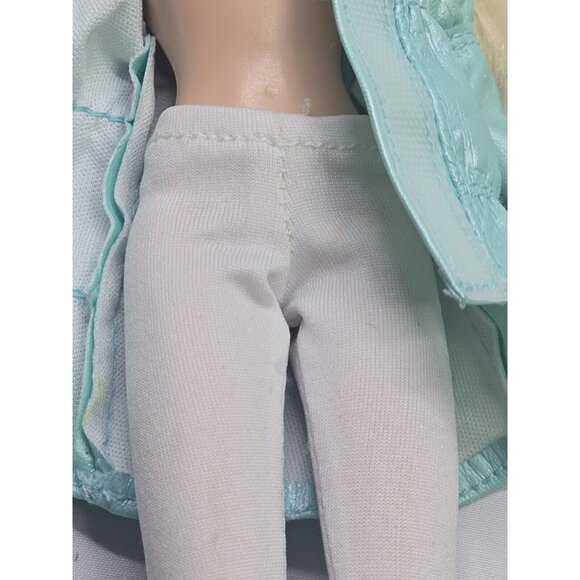 Bratz Doll Cloe Platinum Shimmer Doll Rare - Picture 8 of 11